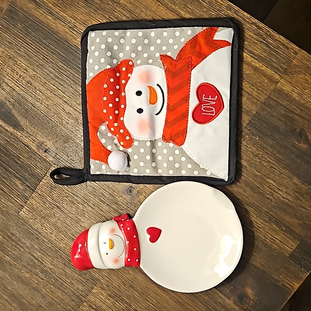 Snowman spoon rest and potholder
